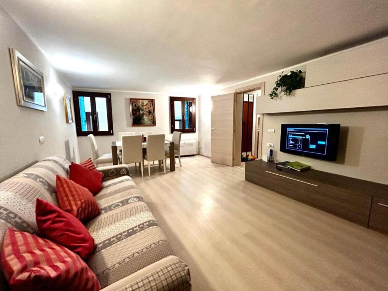 Grimaldi Apartments San Marco & Castello Venice Exterior photo